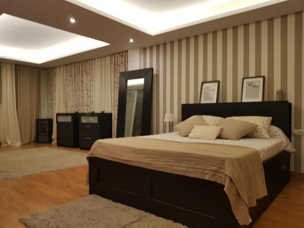 Villa de segunda mano con piscina y jardín en Torrevieja