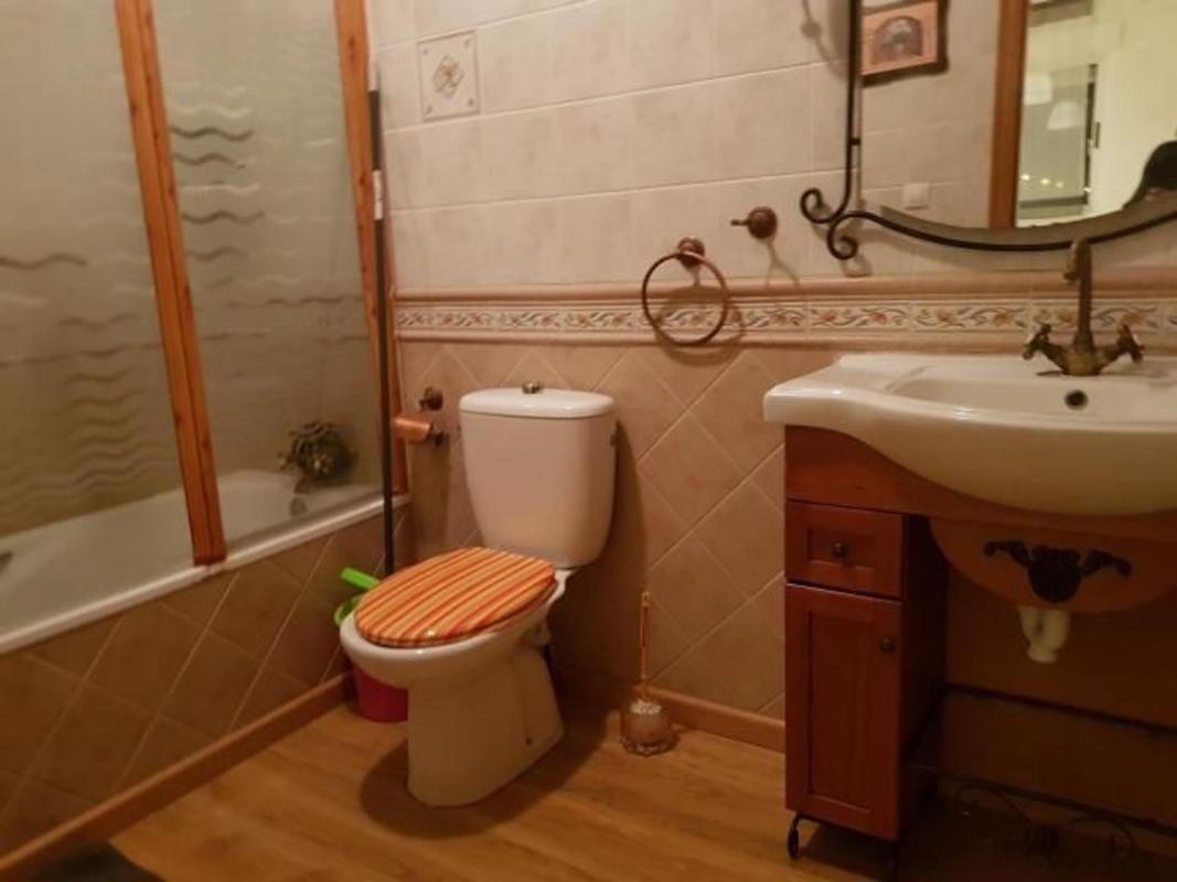 Villa de segunda mano con piscina y jardín en Torrevieja