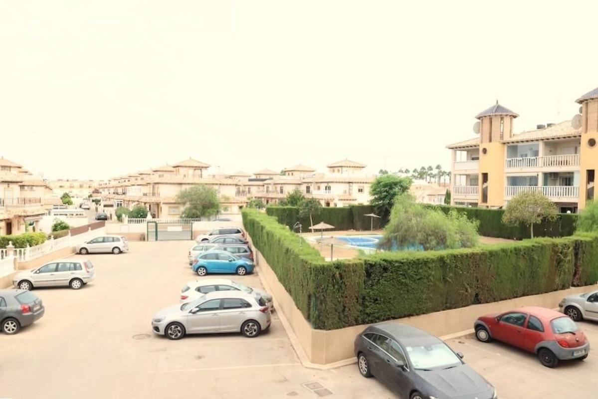 Piso en Calle Rubí, La Regia, Orihuela — foto 1