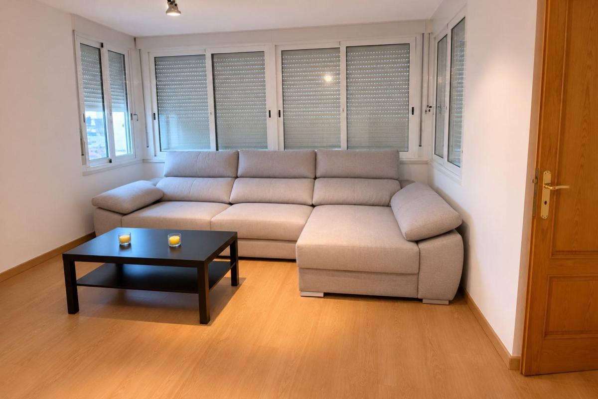 Bonito apartamento reformado en Torrevieja 2 Habitaciones, 1 Baño, con piscina, garaje y trastero. — foto 4