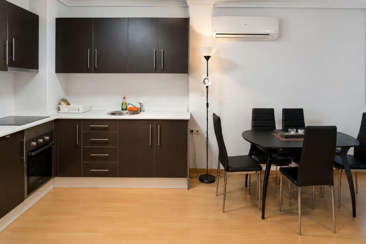 Bonito apartamento reformado en Torrevieja 2 Habitaciones, 1 Baño, con piscina, garaje y trastero. — foto 5