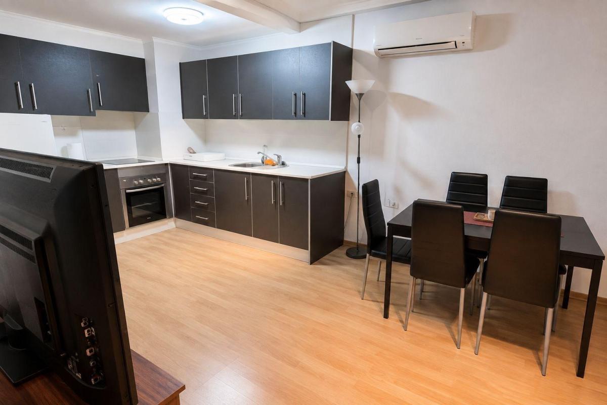 Bonito apartamento reformado en Torrevieja 2 Habitaciones, 1 Baño, con piscina, garaje y trastero. — foto 6