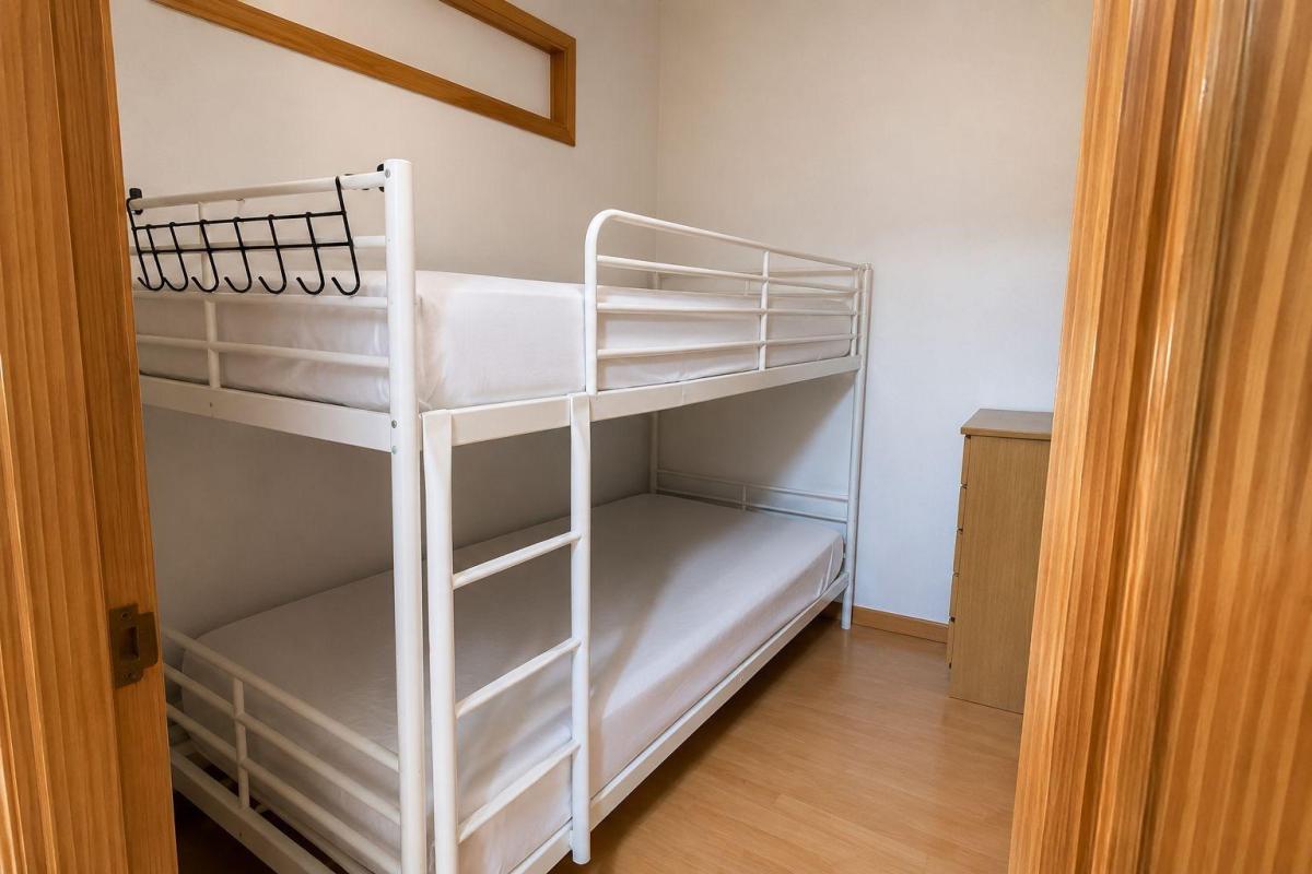 Bonito apartamento reformado en Torrevieja 2 Habitaciones, 1 Baño, con piscina, garaje y trastero. — foto 9